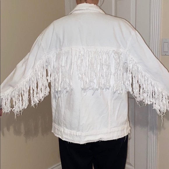 White jean jacket with tassels - Picture 2 of 3